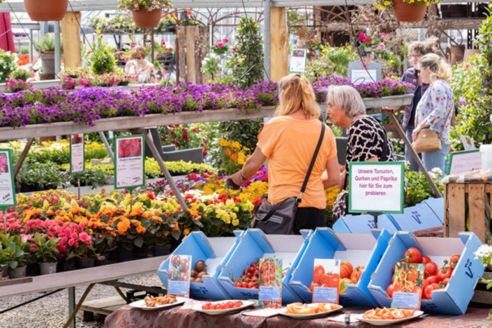 Tag der offenen Tür am 1. Mai bei Blumen Bruckmeier in Bad Birnbach im Rottal.